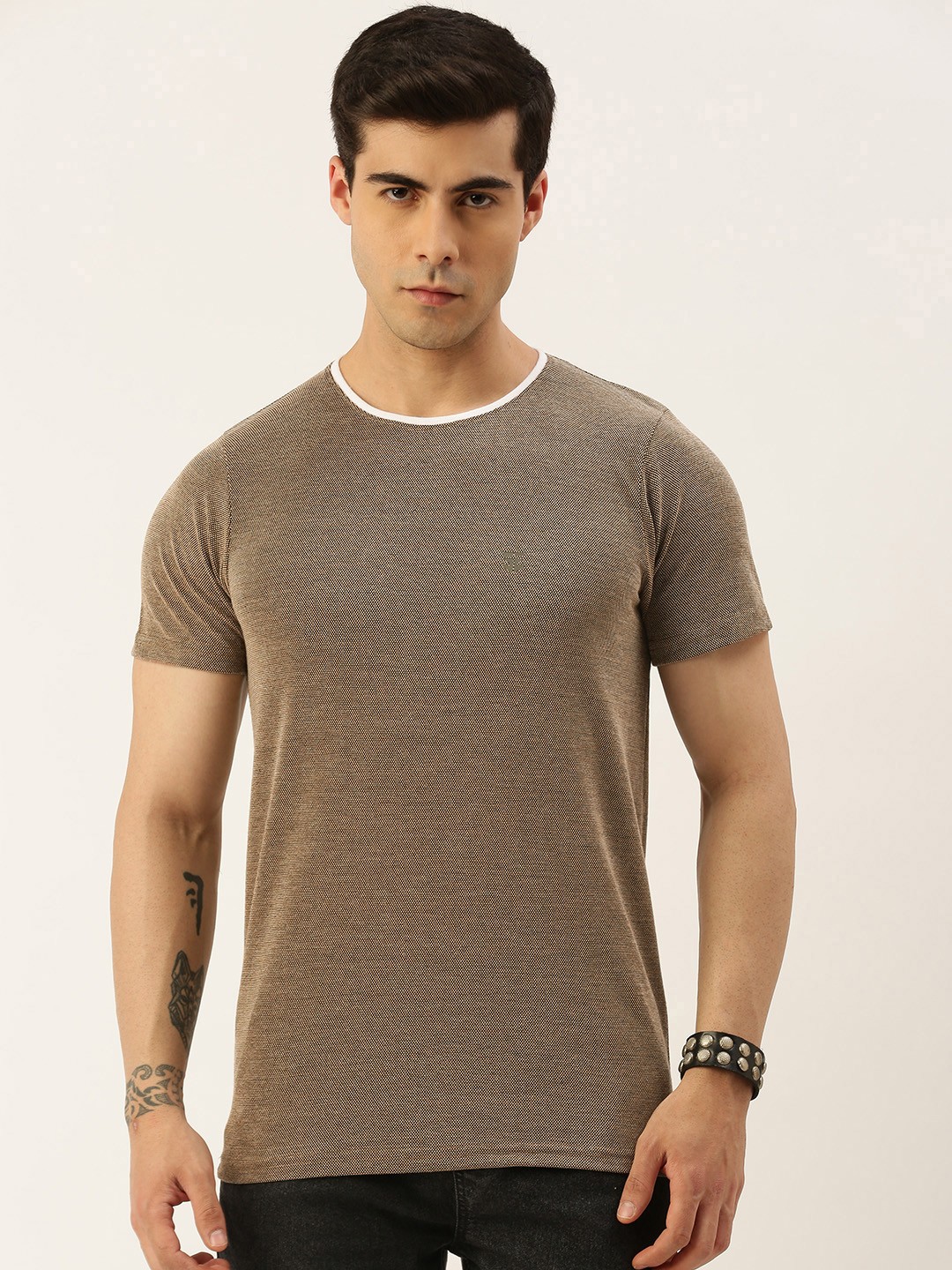 

Sports52 wear Men Self Design Textured Round Neck T-shirt, Black