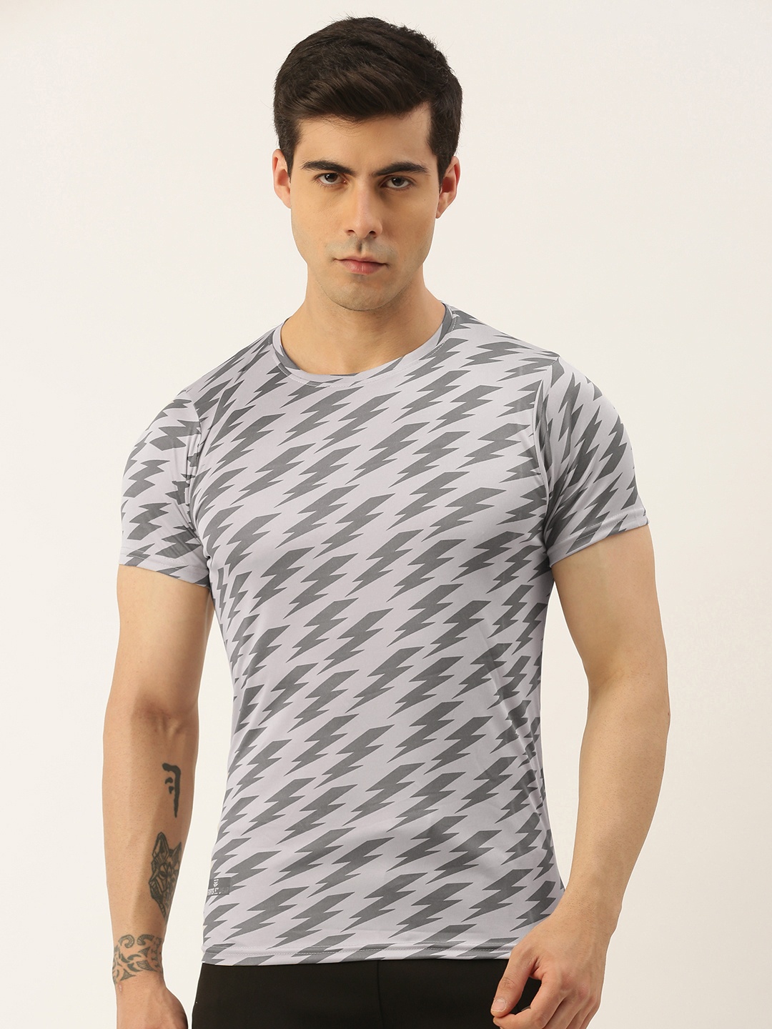 

Sports52 wear Self-Design Dri Fit Training T-shirt, Grey