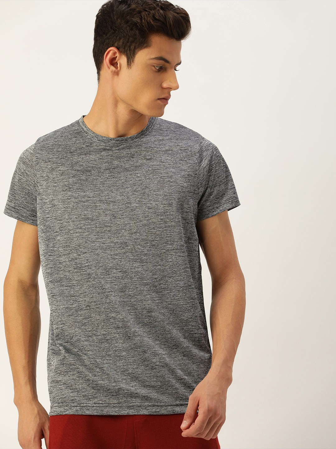 

Sports52 wear Men Grey Melange Round-Neck Dry Fit Training or Gym T-shirt