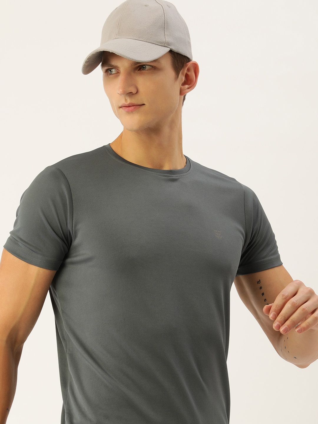 

Sports52 wear Self Design Dri-Fit Training T-shirt, Grey