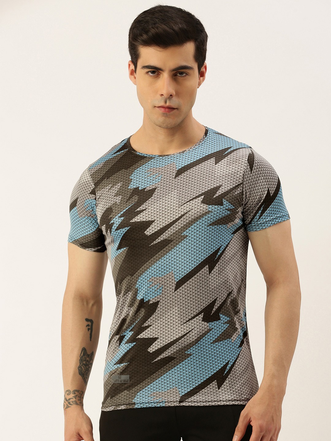 

Sports52 wear Abstract Printed Dry Fit Training Sports T-shirt, Brown