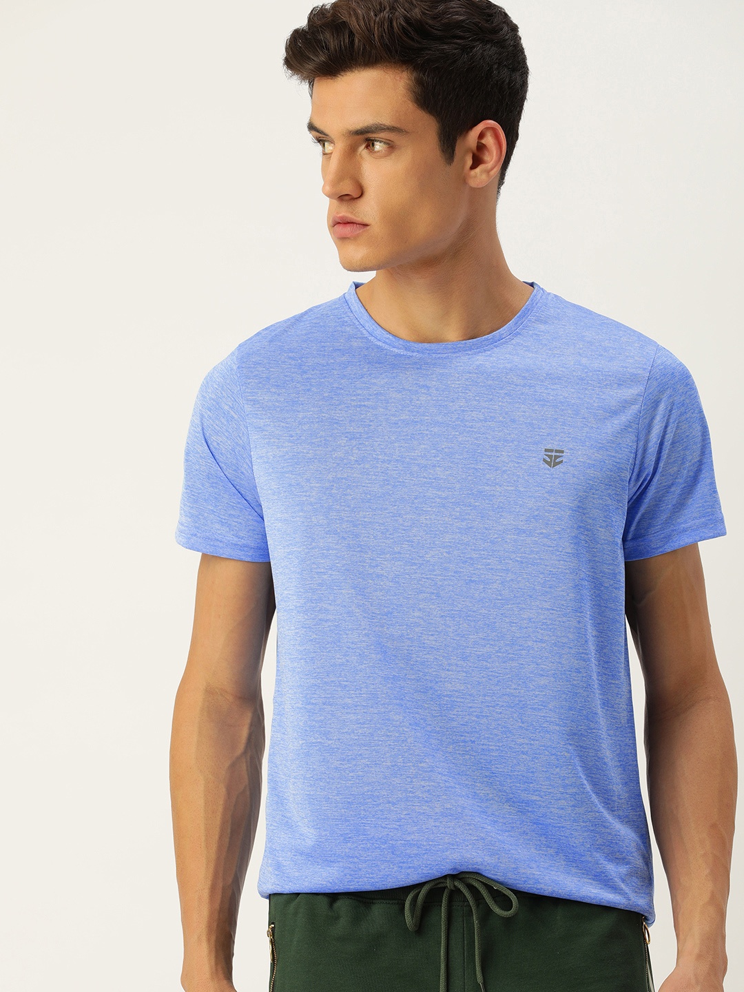 

Sports52 wear Men Blue Solid Round-Neck Dry Fit Training or Gym T-shirt