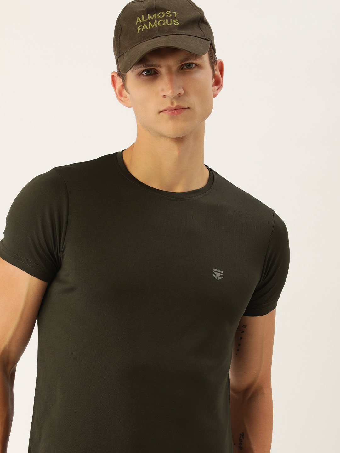 

Sports52 wear Self Design Dri-Fit Training T-shirt, Olive