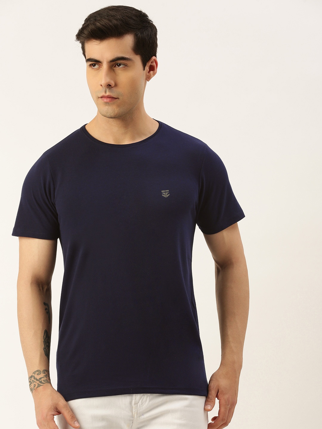 

Sports52 wear Men Solid Round Neck T-shirt, Navy blue