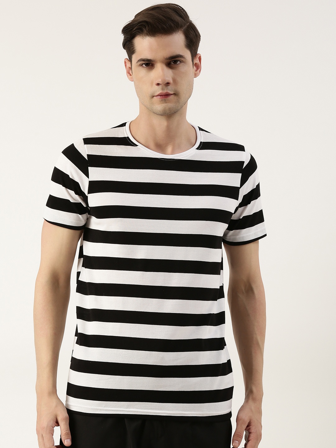 

Sports52 wear Men Striped Round Neck Sports T-shirt, Black