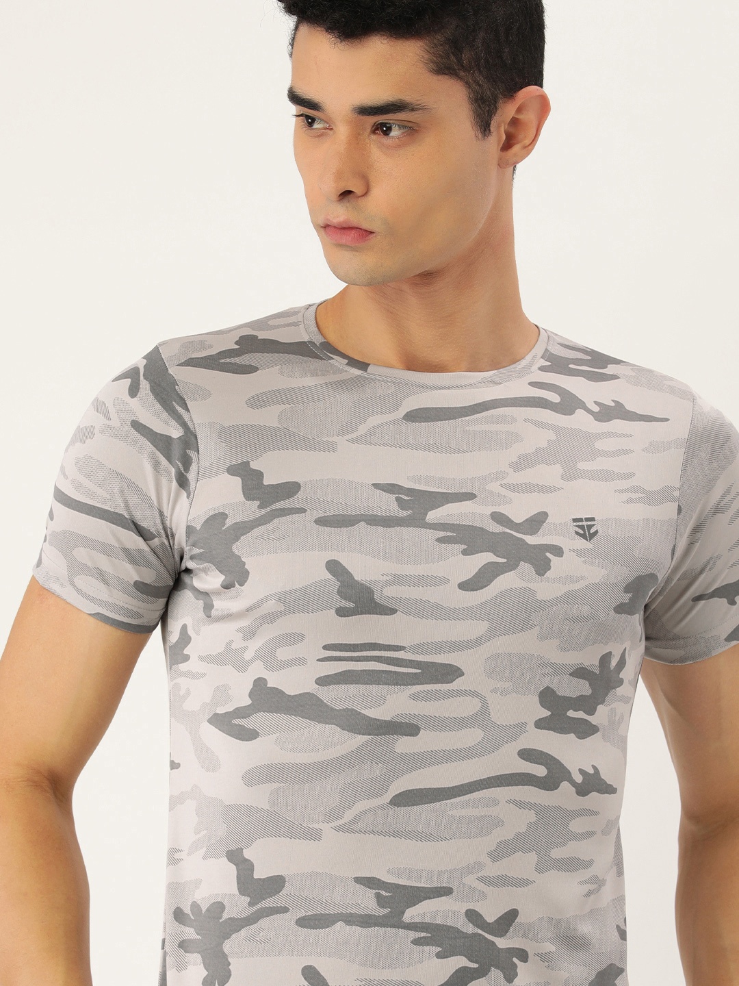 

Sports52 wear Men Grey Camouflage Printed Dri-Fit Training T-shirt