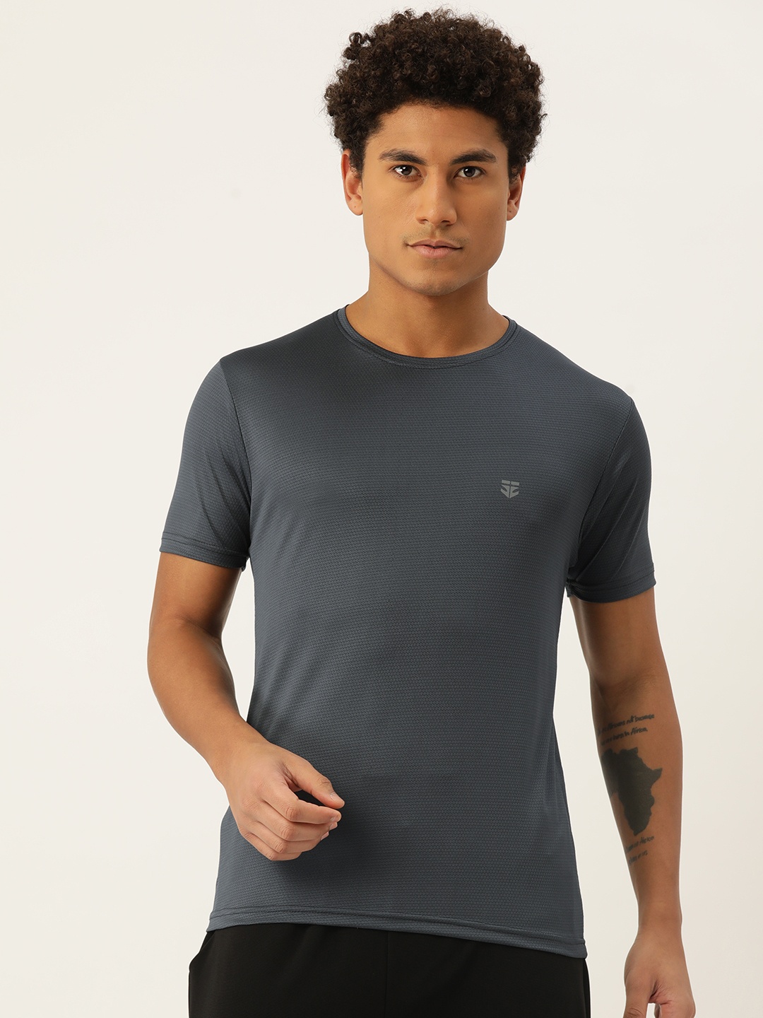 

Sports52 wear Dry-Fit Tech T-shirt, Grey