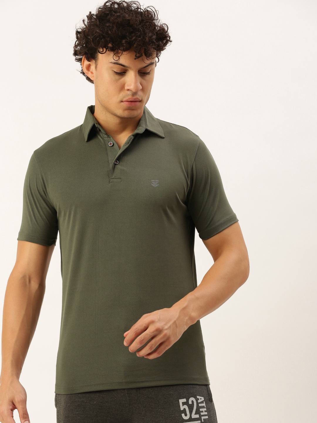 

Sports52 wear Solid Polo Collar Training T-shirt, Olive