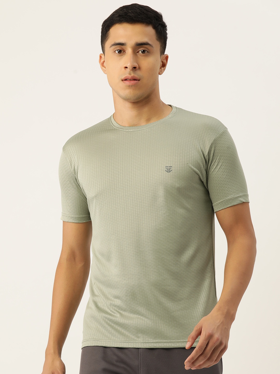 

Sports52 wear Self-Design Dry Fit Training T-shirt, Green