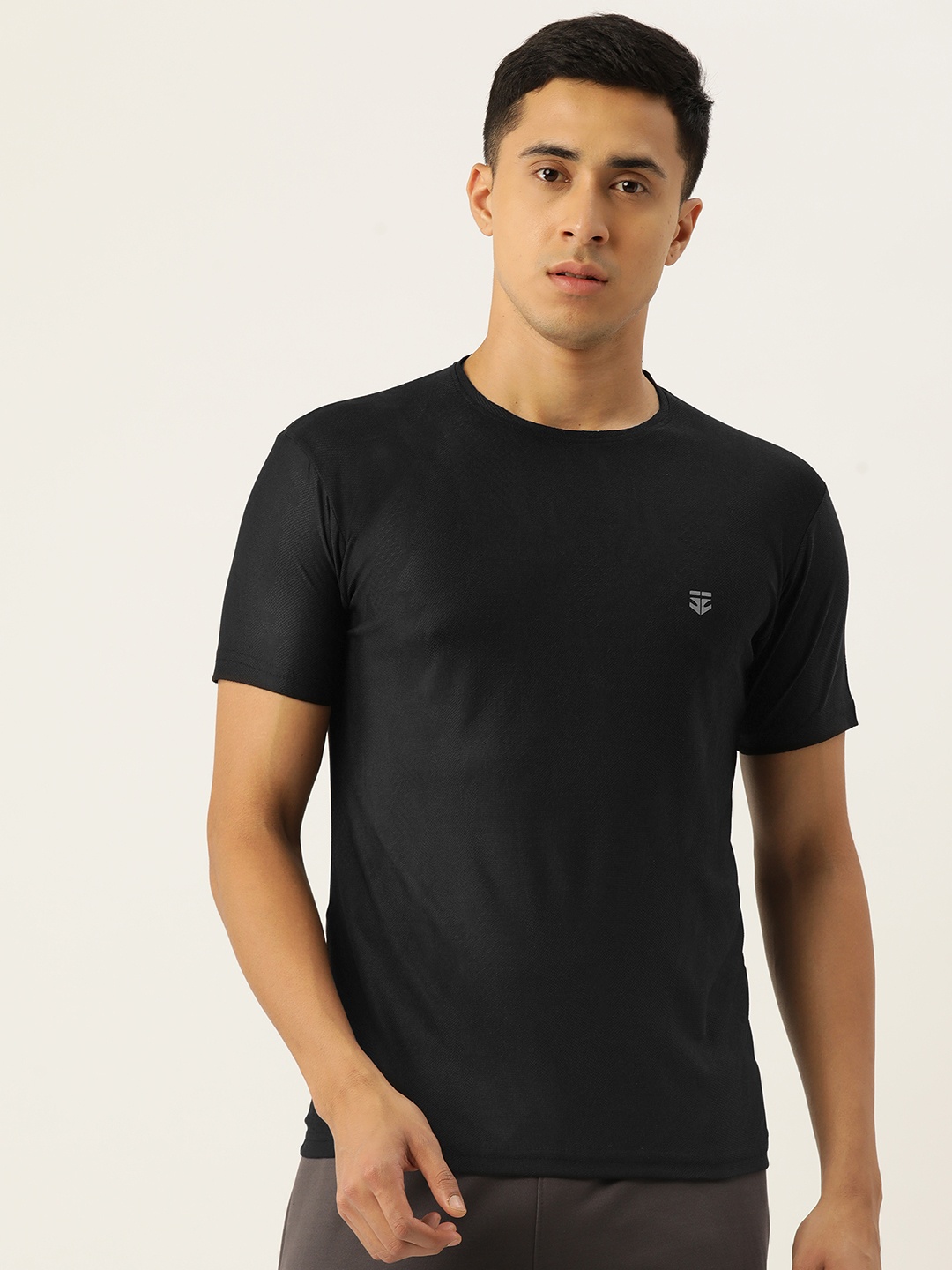 

Sports52 wear Dry-Fit Crew-Neck Training T-shirt, Black