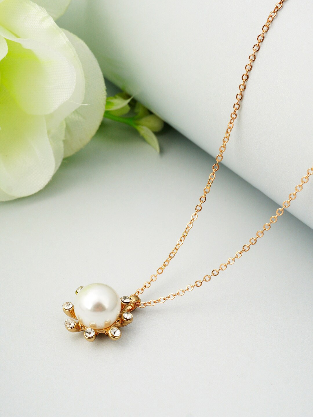 

Ferosh Women Gold-Toned & White Pearl & Rhinestone Studded Pendant Necklace