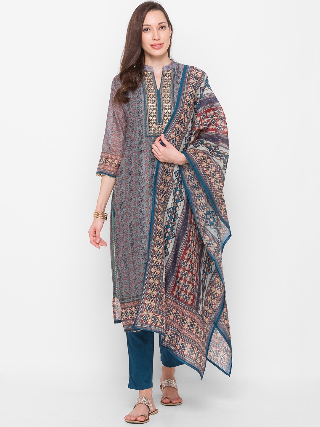 

ZOLA Women Olive Green Ethnic Motifs Printed Kurta with Trousers & Dupatta