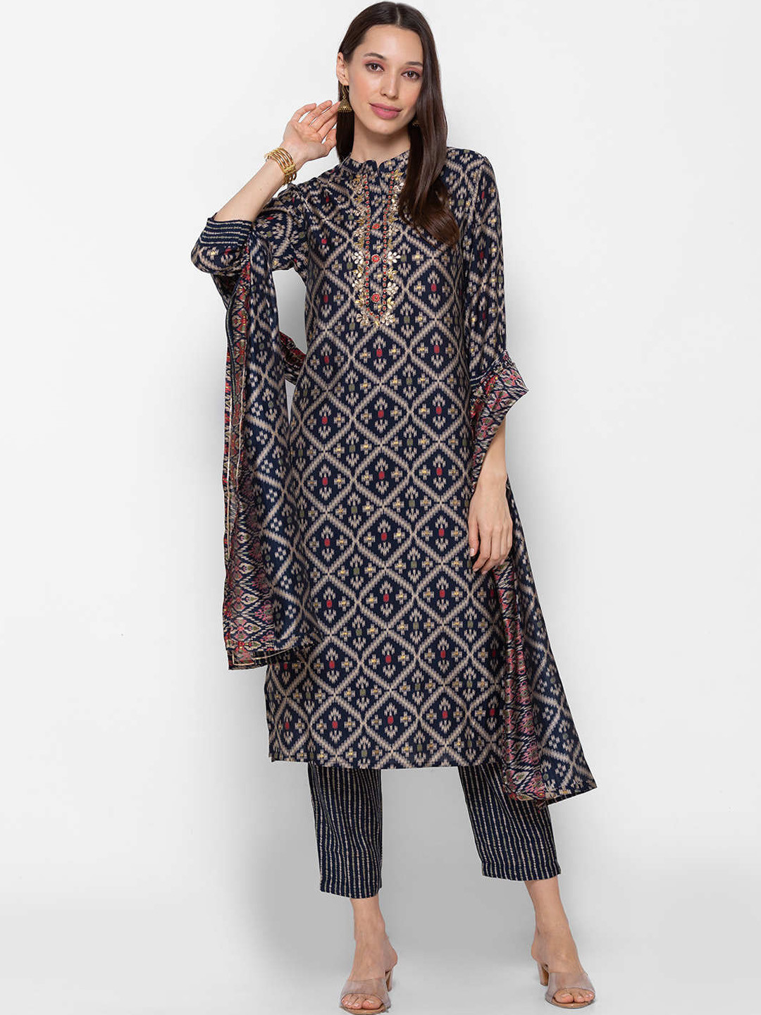 

ZOLA Women Navy Blue Printed Gotta Patti Kurta with Trousers With Dupatta