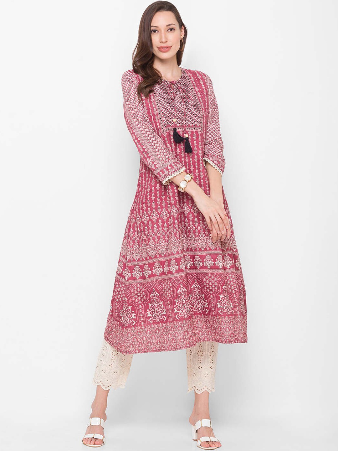 

ZOLA Women Pink & Beige Ethnic Motifs Printed Kurta with Salwar