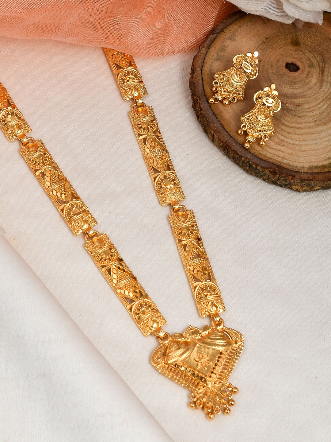 

Silvermerc Designs Gold-Plated Kamini Jewellery Set