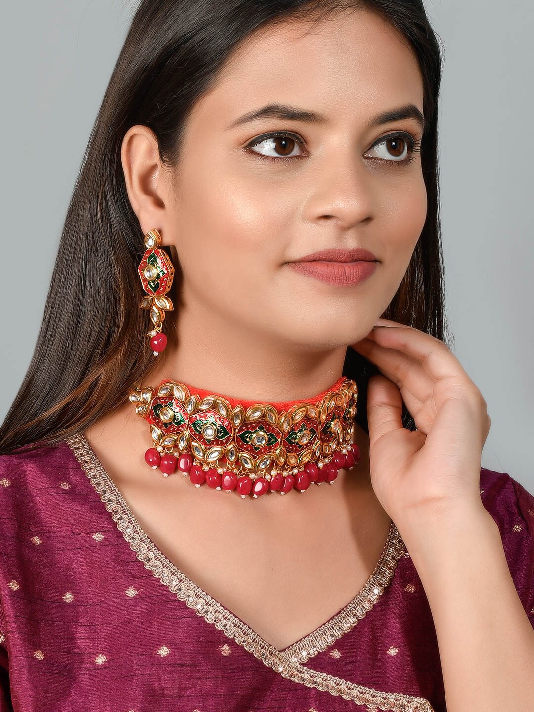 

Silvermerc Designs Gold-Plated Red & White Kundan Studded & Beaded Jewellery Set