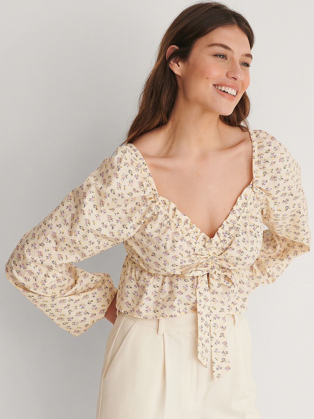 

NA-KD Cream-Coloured & Purple Pure Cotton Floral Print Empire Top