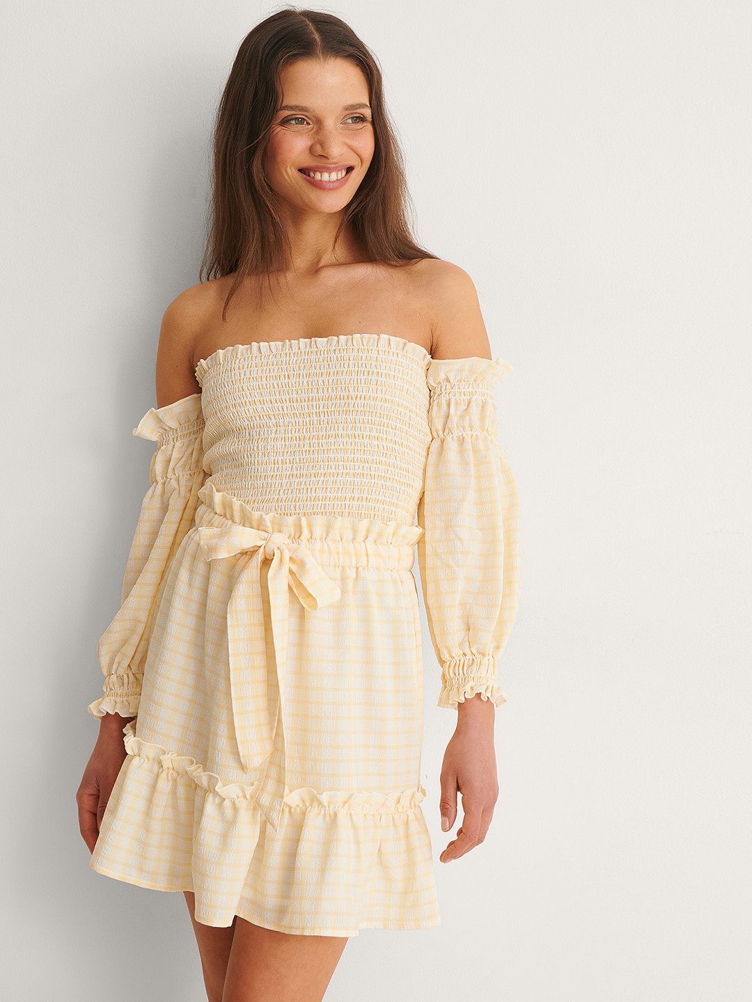 

NA-KD Women Yellow & White Checked Off-Shoulder Smocked Crop Top