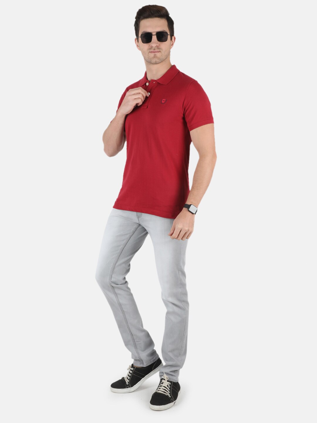 

Monte Carlo Men Maroon Solid Polo Collar T-shirt