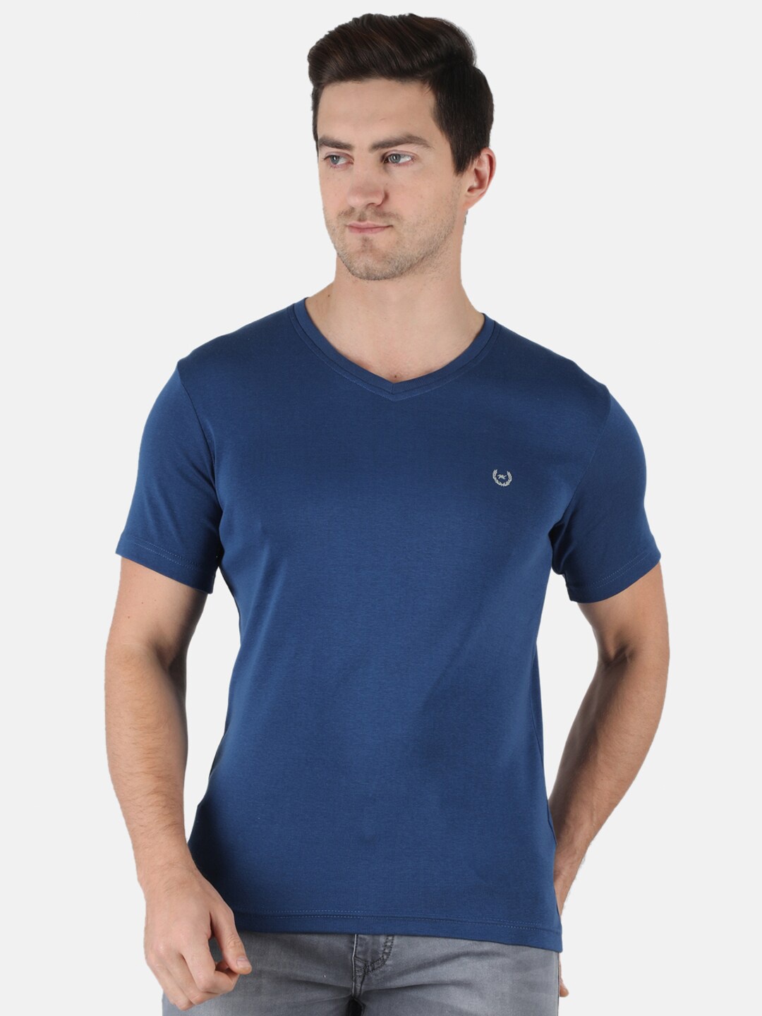 

Monte Carlo Men Blue V-Neck Pure Cotton Applique T-shirt