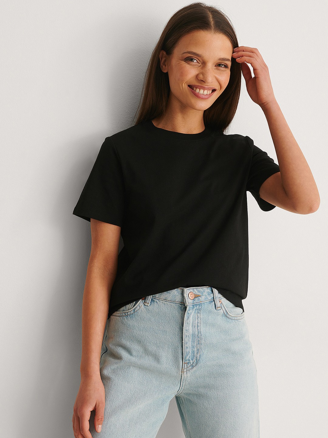 

NA-KD Women Black Solid Pure Cotton T-shirt