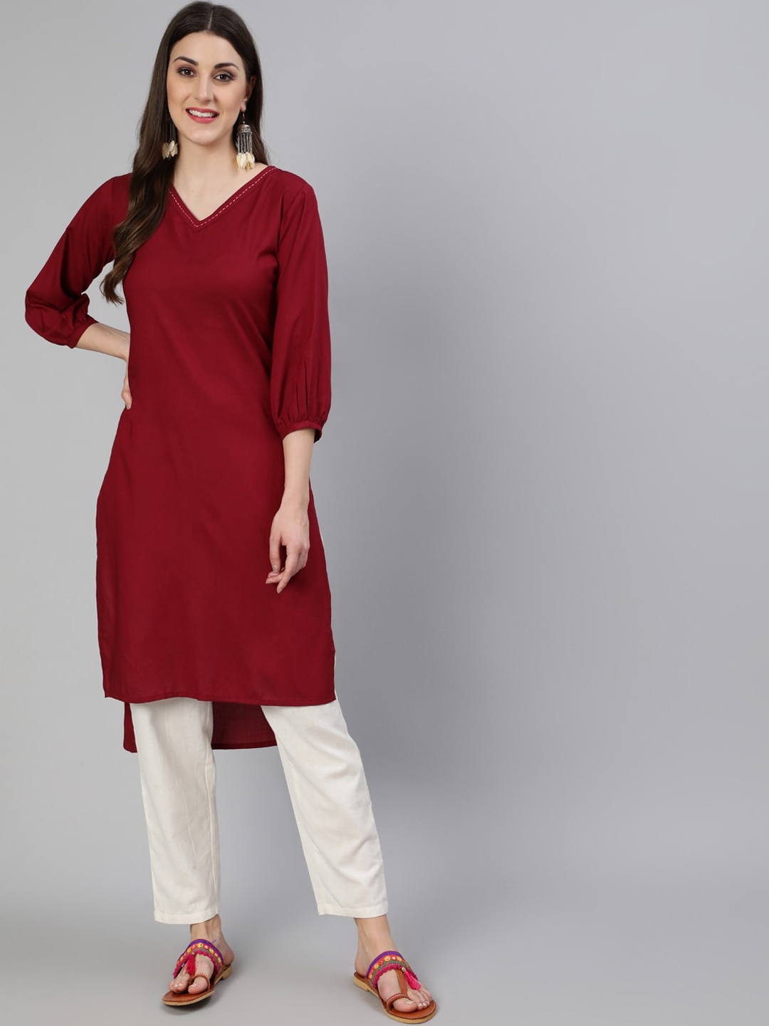 

antaran Women Maroon Puffed Sleeves Kurta