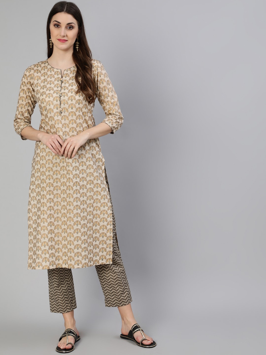 

antaran Women Beige Ethnic Motifs Printed Pure Cotton Kurta with Trousers