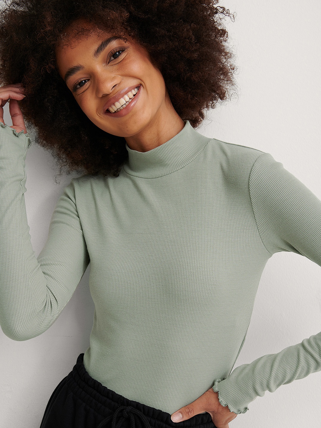 

NA-KD Women Sage Green Ribbed Fitted Top