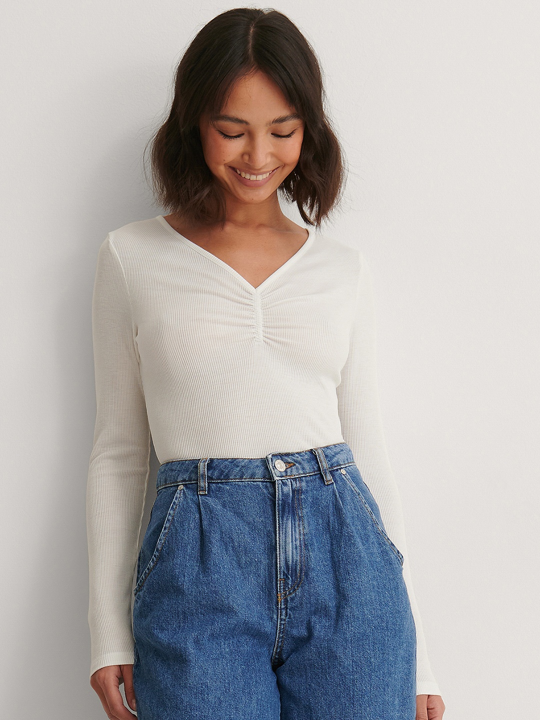 

NA-KD White Ribbed Fitted Top