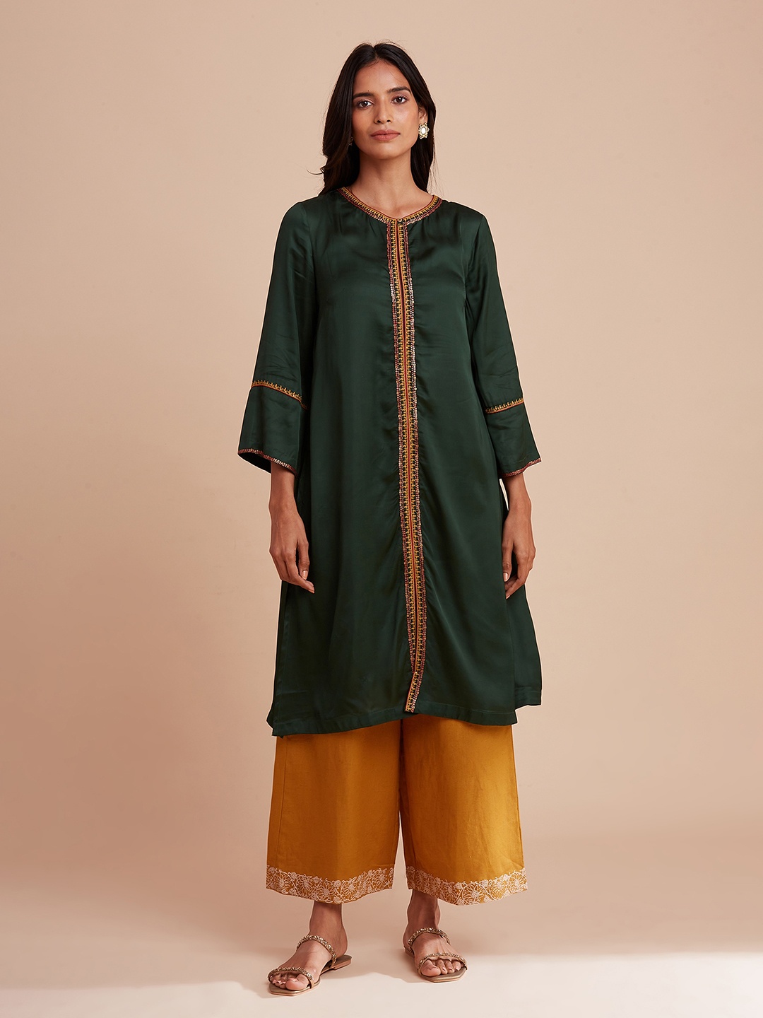 

W The Folksong Collection Women Green Solid A-Line Kurta