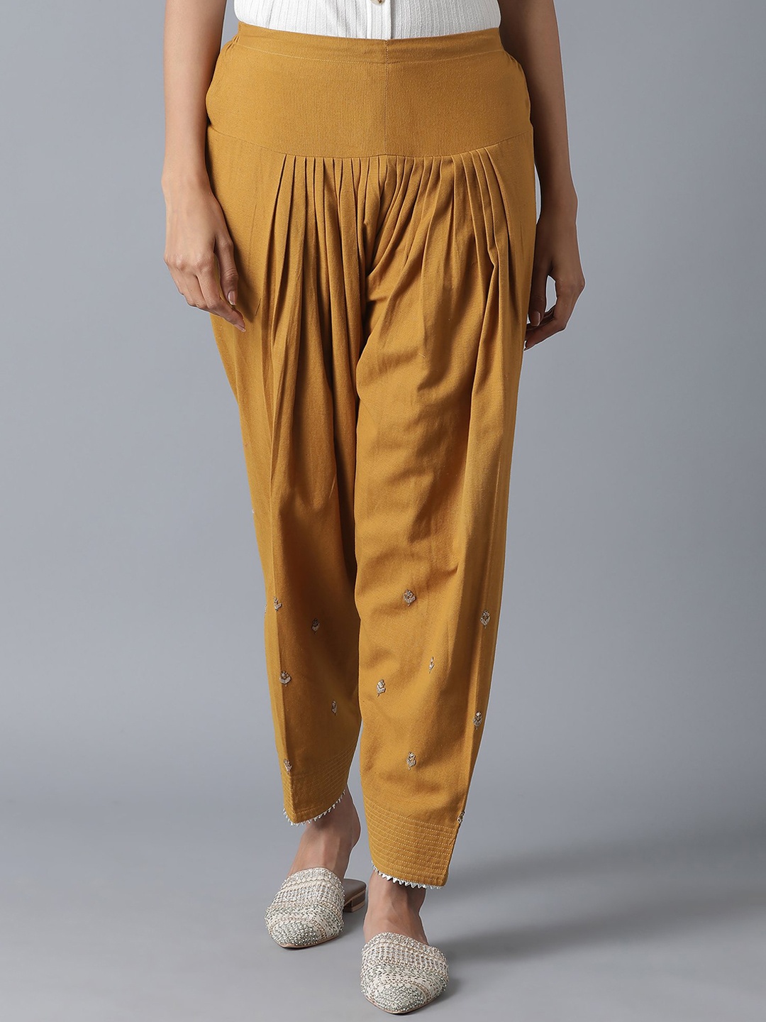 

W The Folksong Collection Women Dark Yellow Solid Straight Fit Salwar