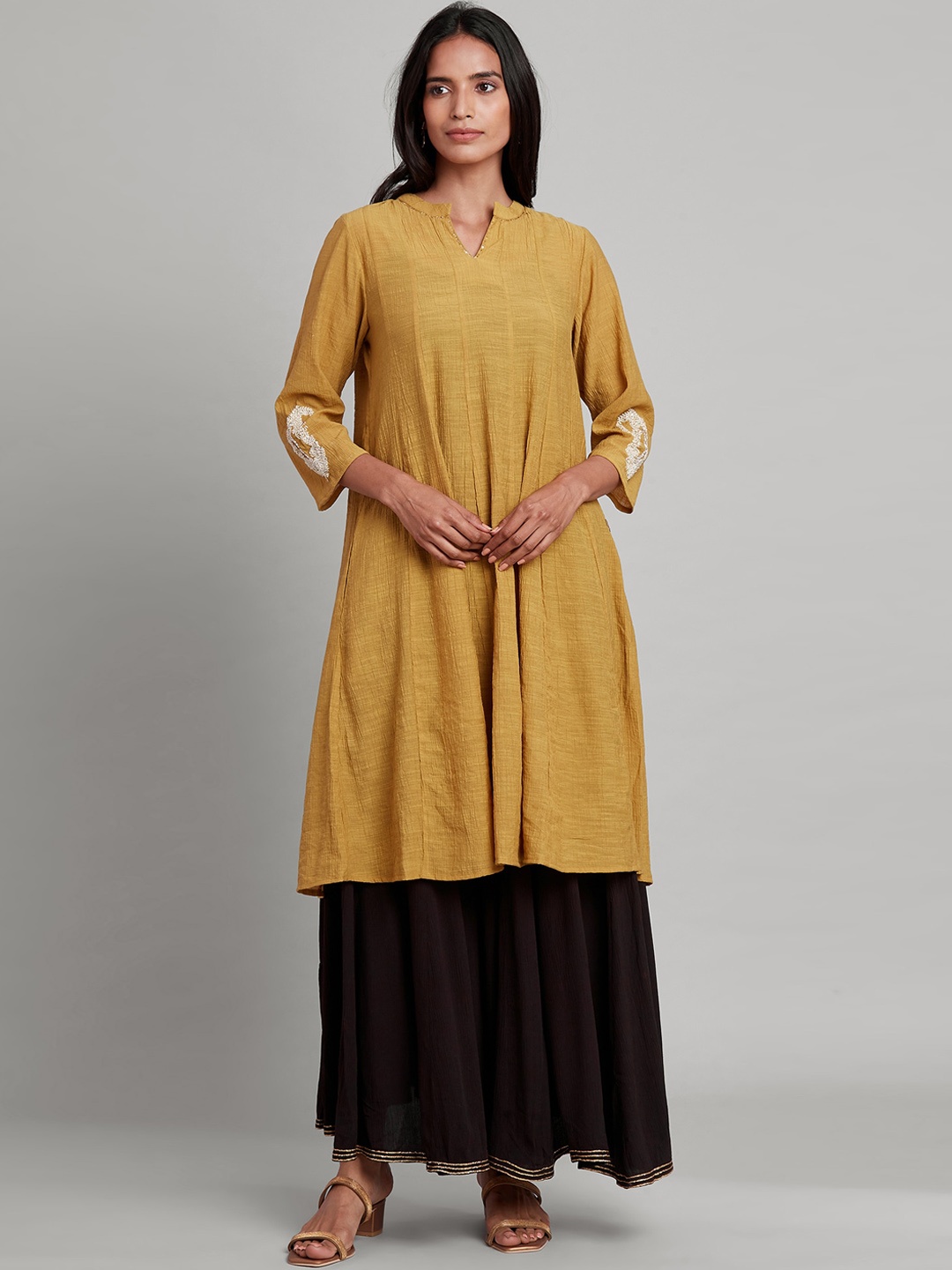 W The Folksong Collection Women Mustard YelloW The Folksong Collection Solid A-Line Kurta