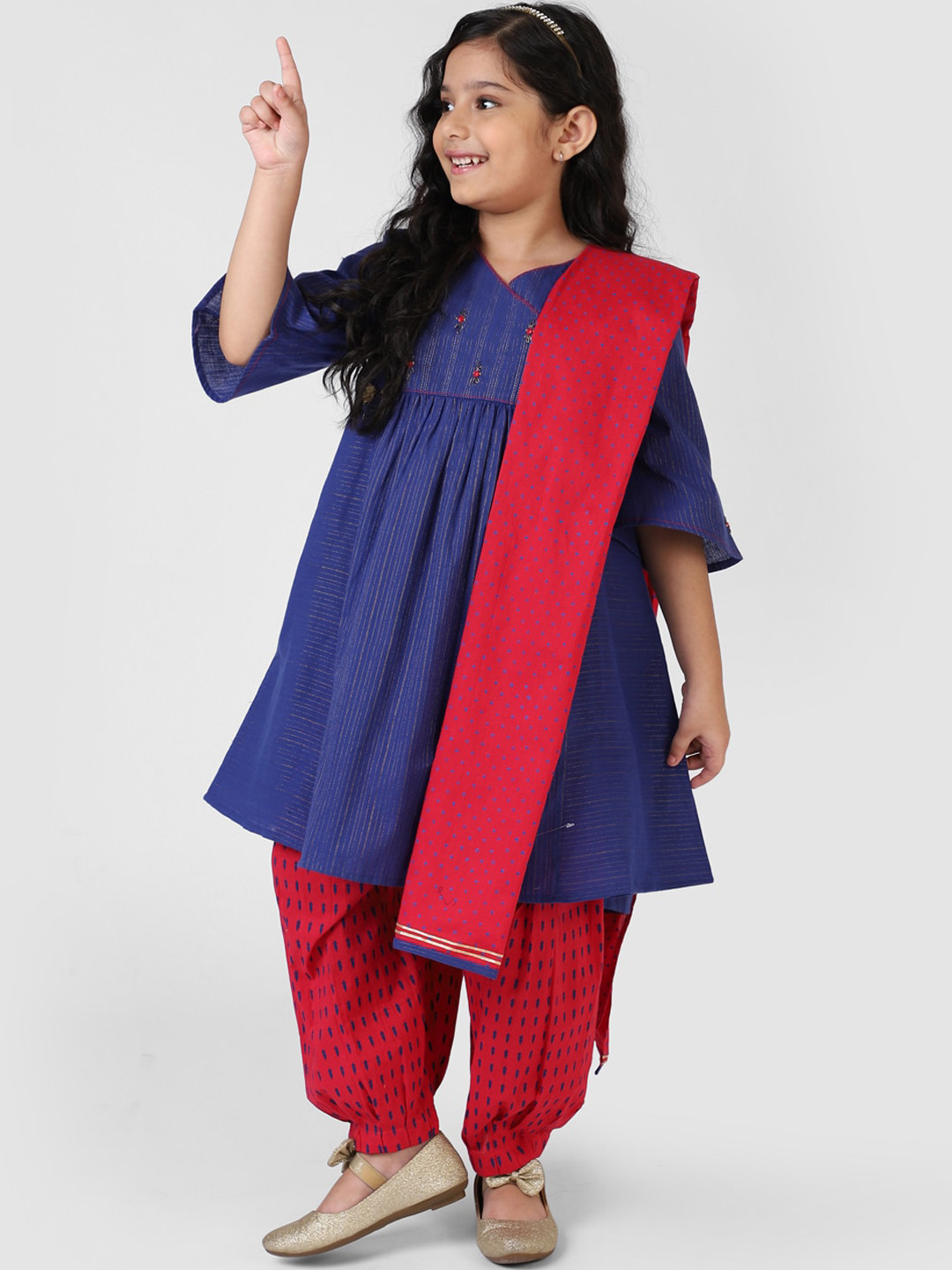 

Fabindia Girls Navy Blue Yoke Design Angrakha Pure Cotton Kurta & Harem Pants With Dupatta