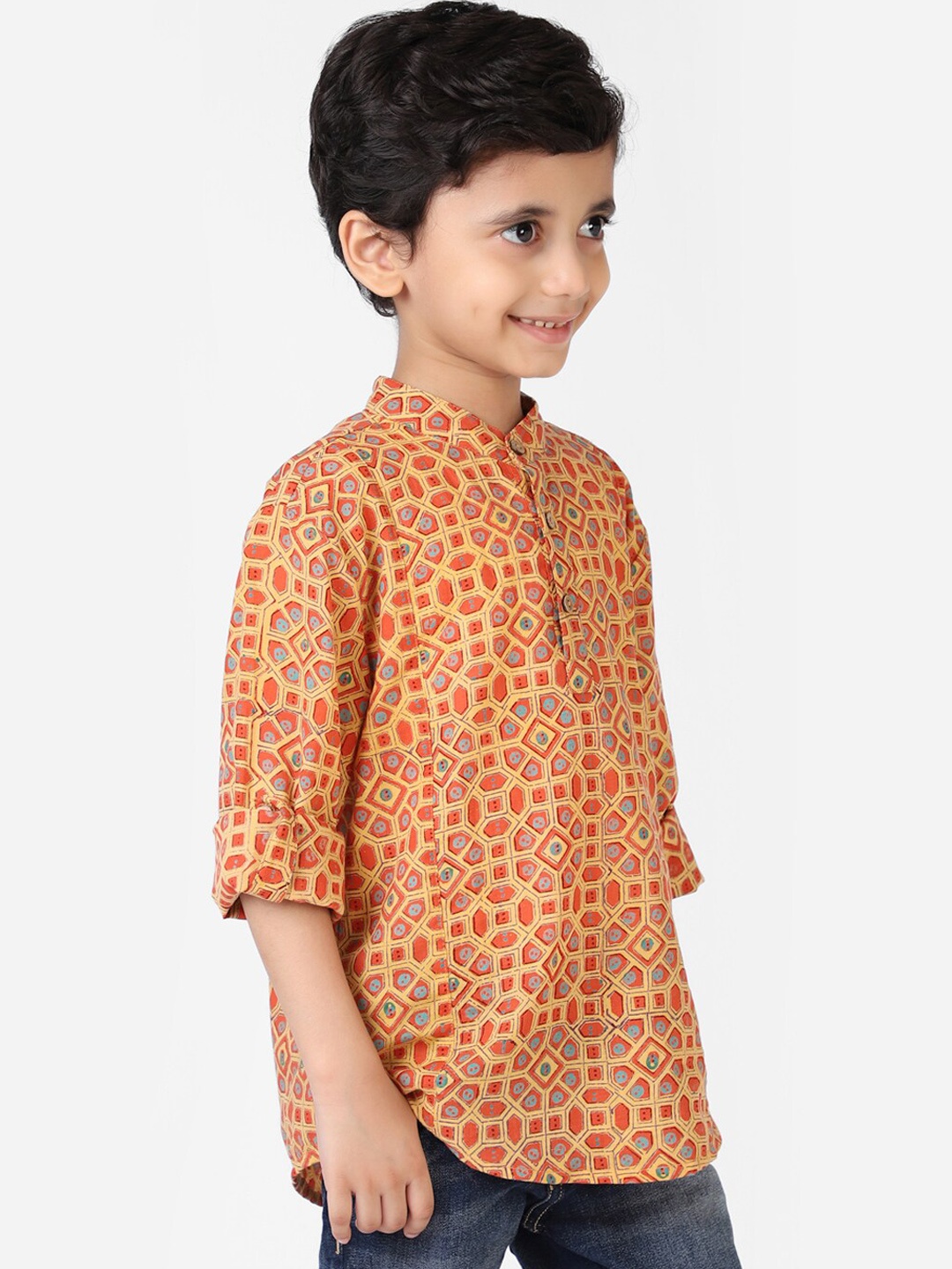 

Fabindia Boys Red Printed Cotton Kurta