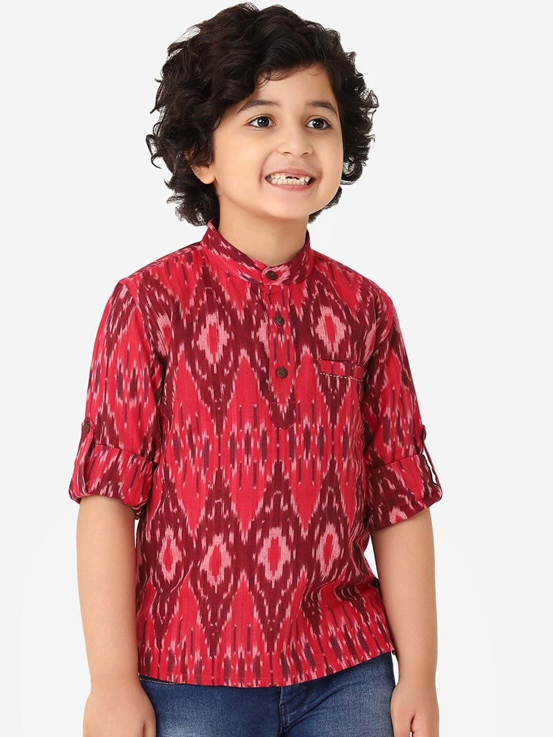 

Fabindia Boys Red Abstract Printed Ikat Cotton Pathani Kurta