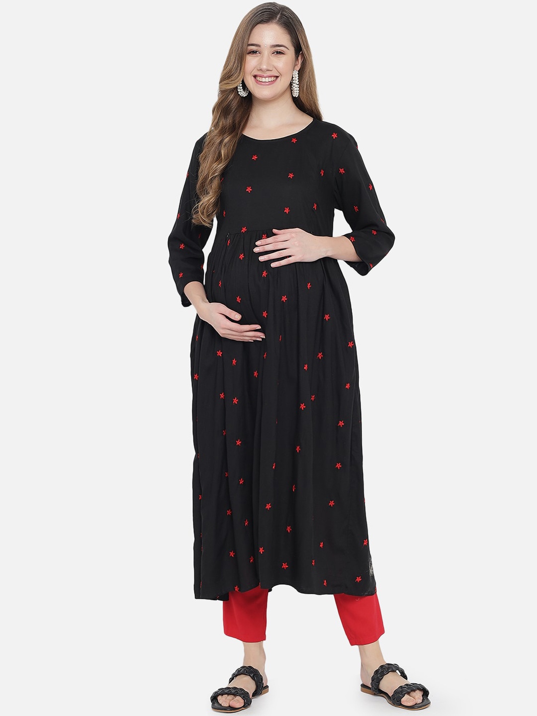 

Aujjessa Women Black Floral Embroidered Maternity Anarkali Kurta