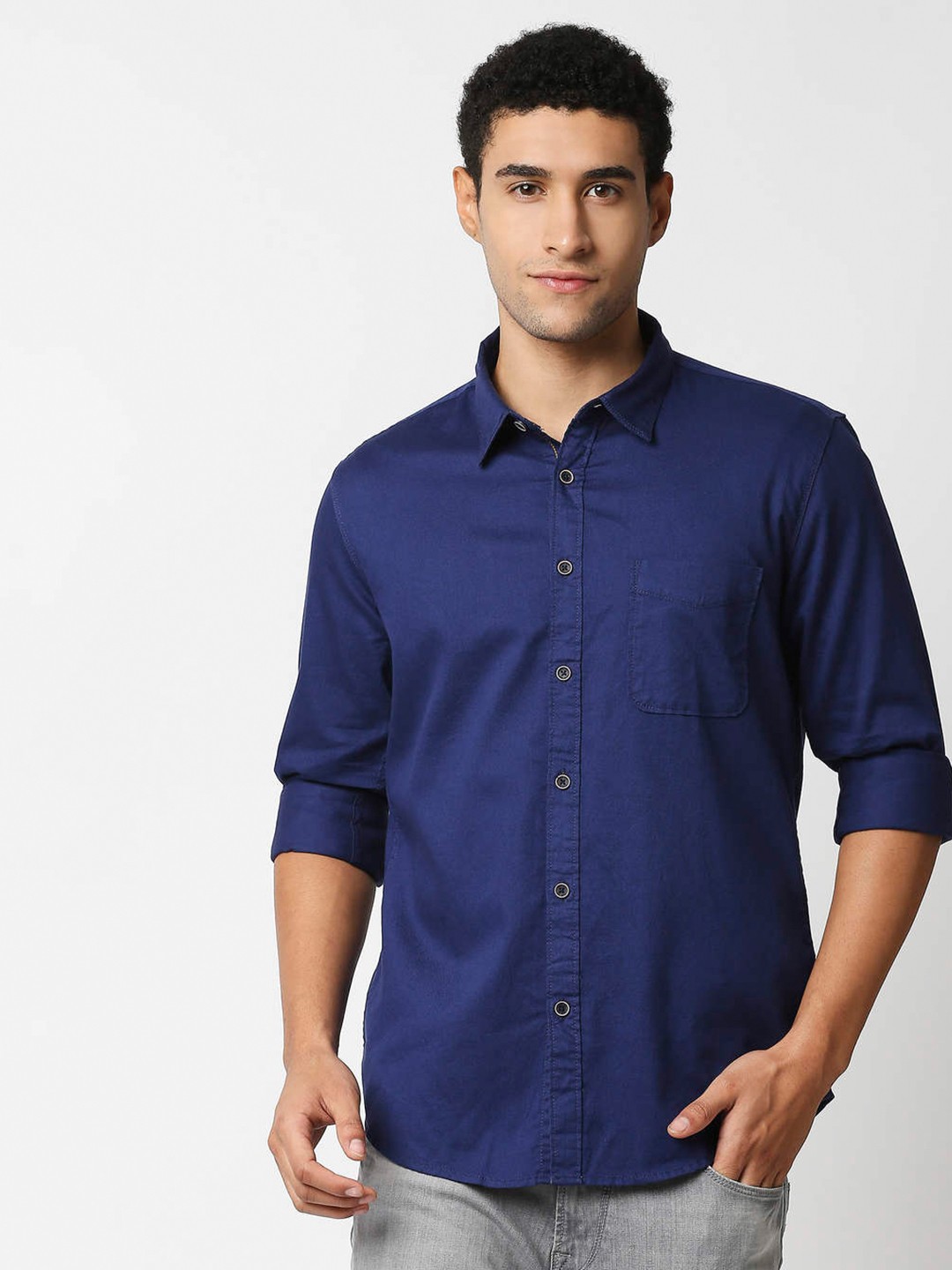 

Pepe Jeans Men Blue Solid Cotton Casual Shirt