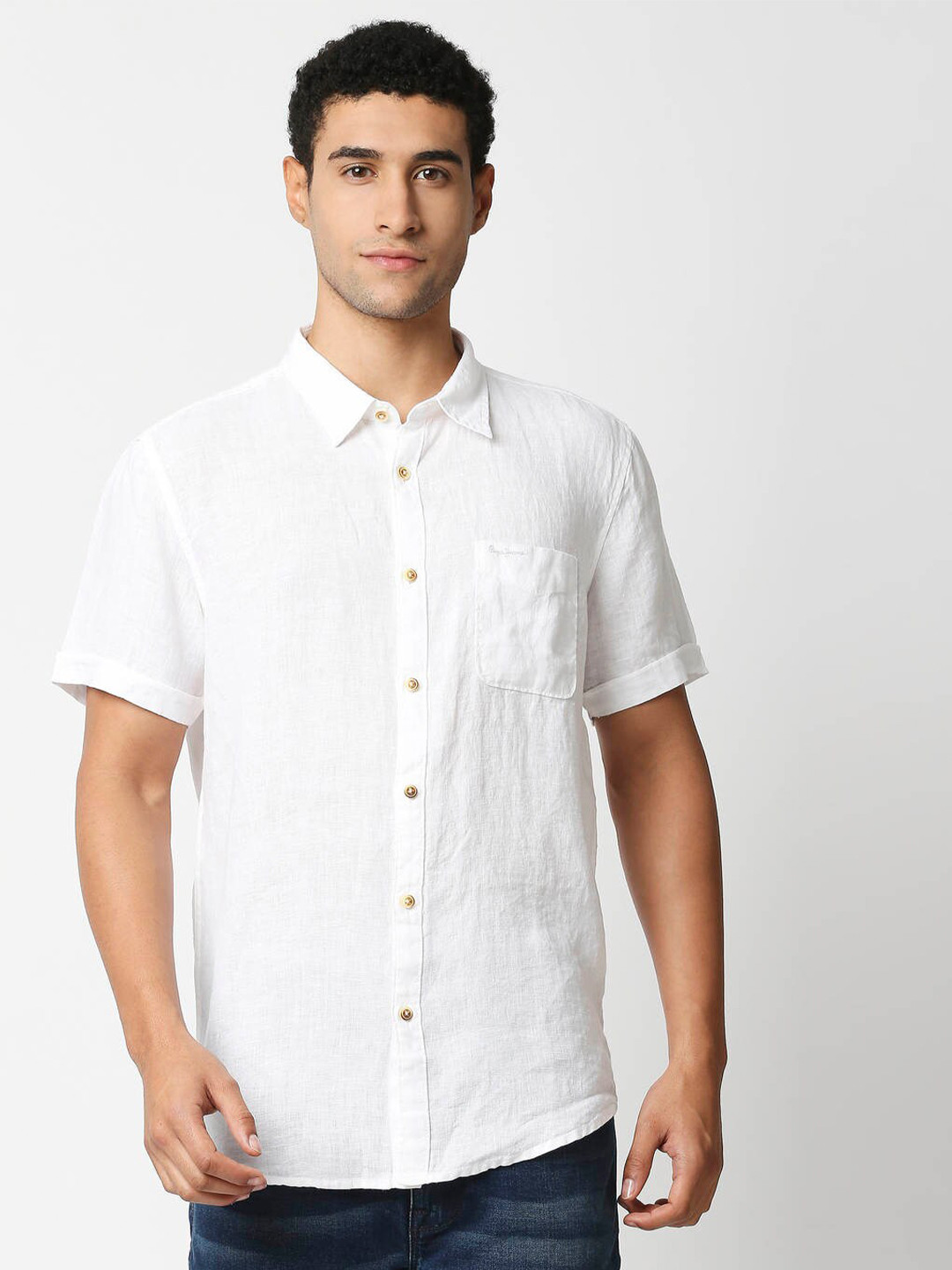 

Pepe Jeans Men White Solid Linen Casual Shirt