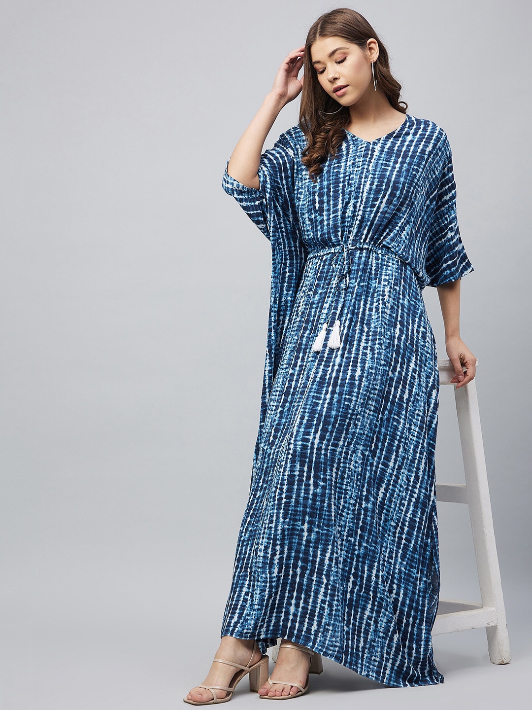 

StyleStone Blue Tie and Dye Dyed Maxi Kaftan Dress