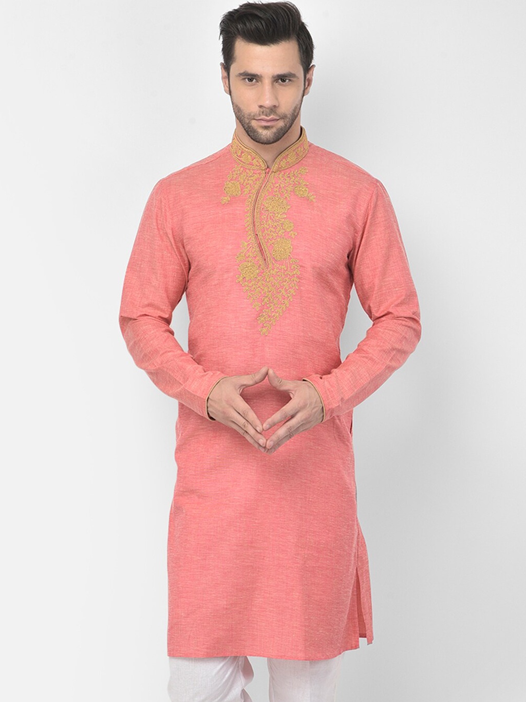 

DEYANN Men Pink Floral Embroidered Thread Work Pure Cotton Kurta with Trousers