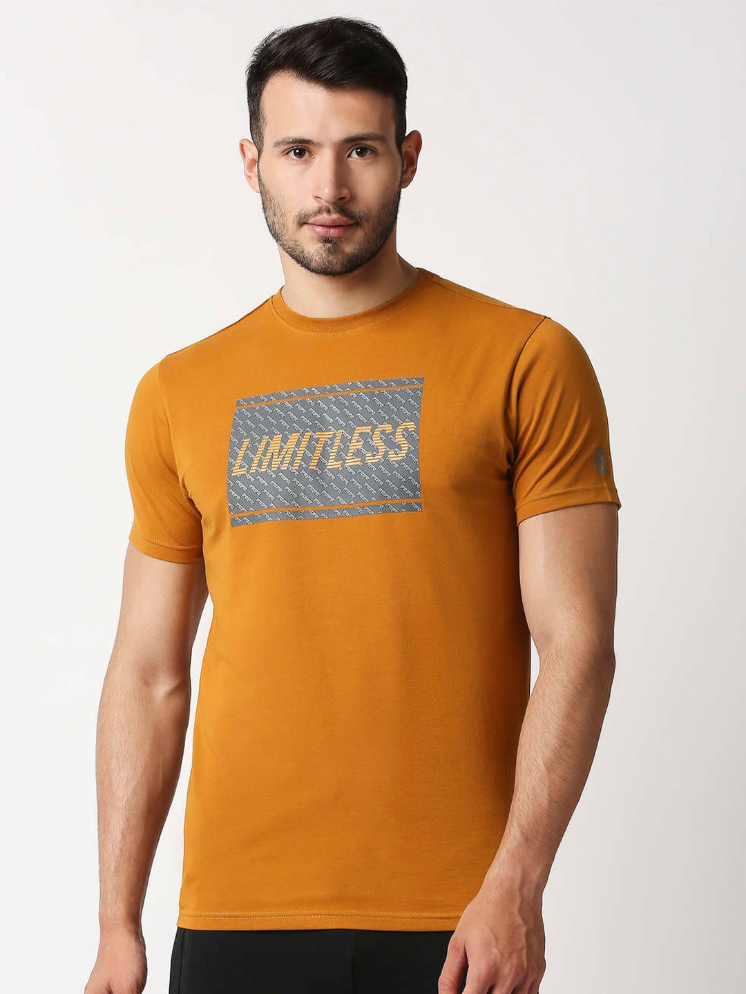 

Pepe Jeans Men Mustard Yellow Printed Slim Fit T-shirt