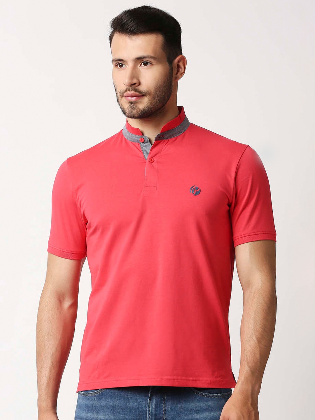 

Pepe Jeans Men Coral Solid T-shirt