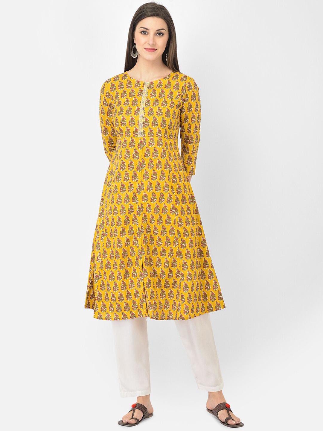 

Span Women Yellow Floral Printed Kurta