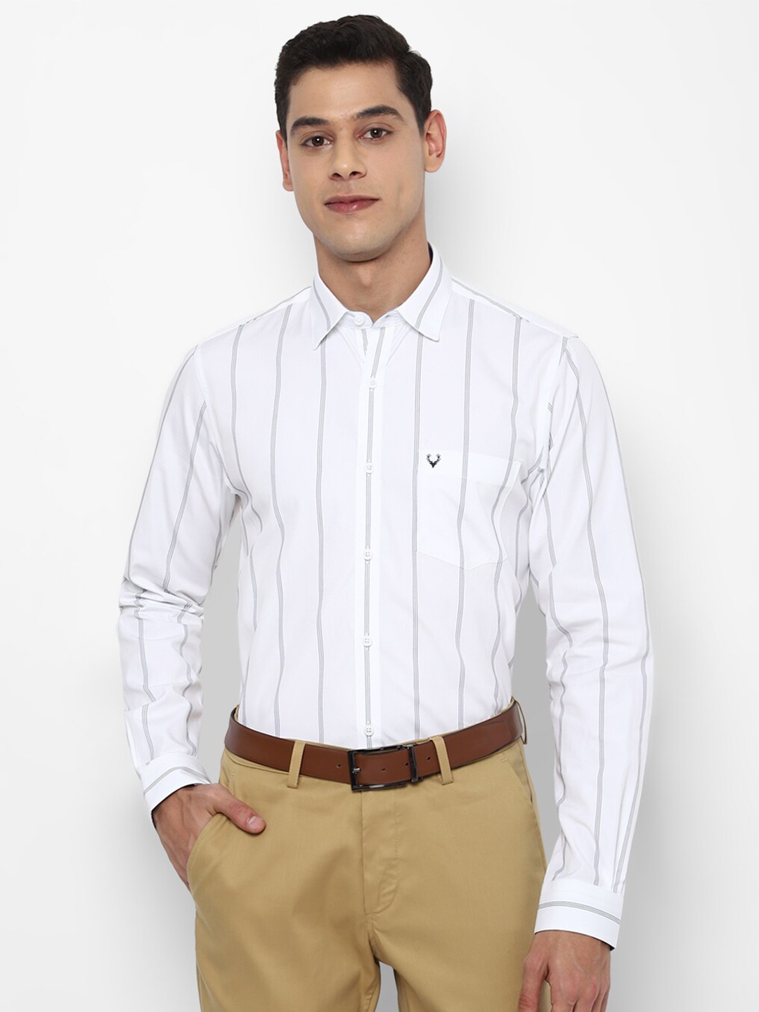 

Allen Solly Men White Slim Fit Striped Cotton Formal Shirt
