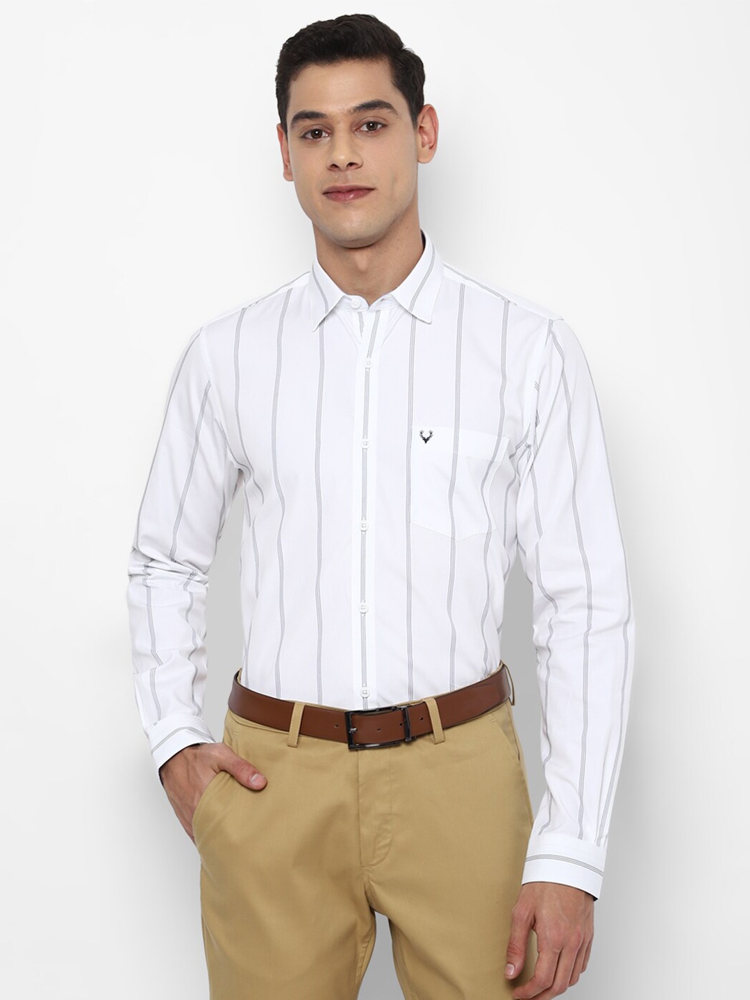 

Allen Solly Men White Slim Fit Striped Cotton Formal Shirt