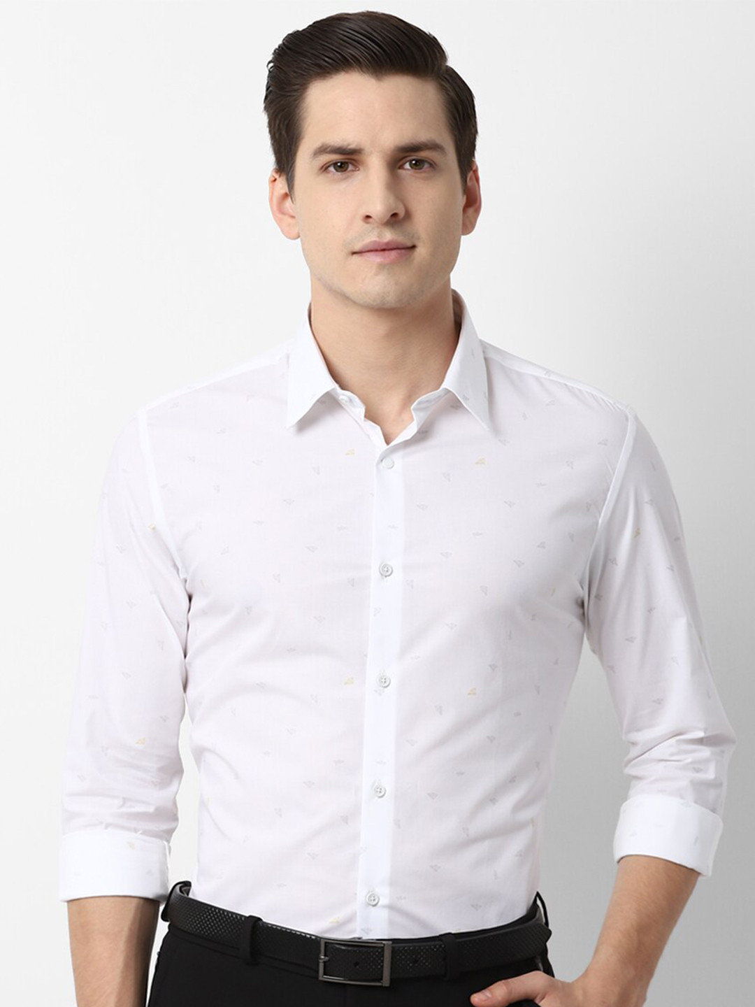 

Louis Philippe Sport Men White Slim Fit Casual Shirt