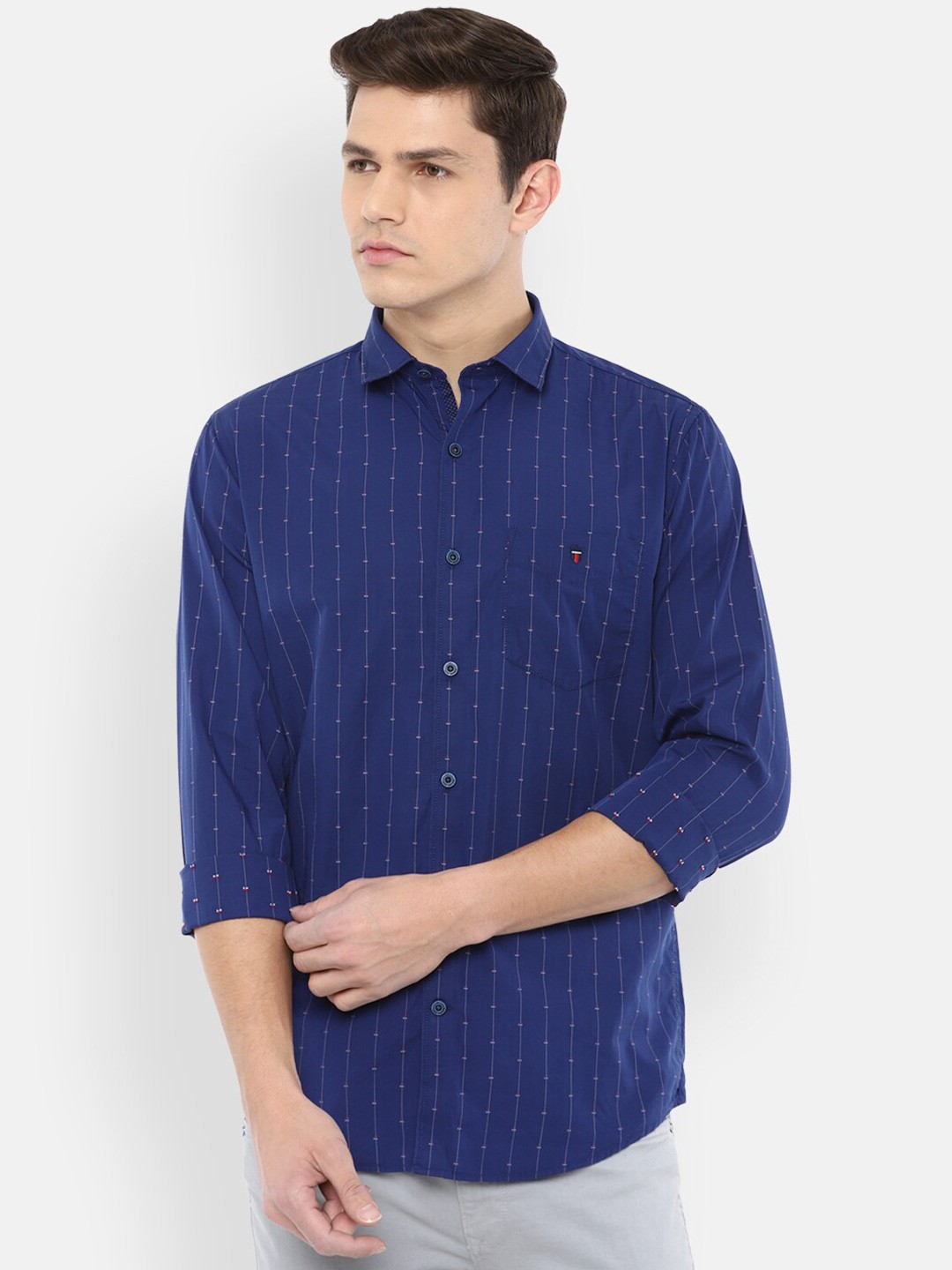 

Louis Philippe Sport Men Blue Slim Fit Striped Cotton Casual Shirt