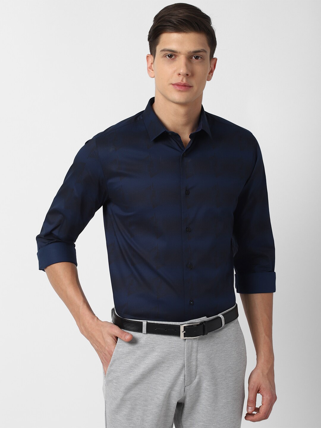 

Louis Philippe Sport Men Navy Blue Slim Fit Horizontal Stripes Striped Casual Shirt