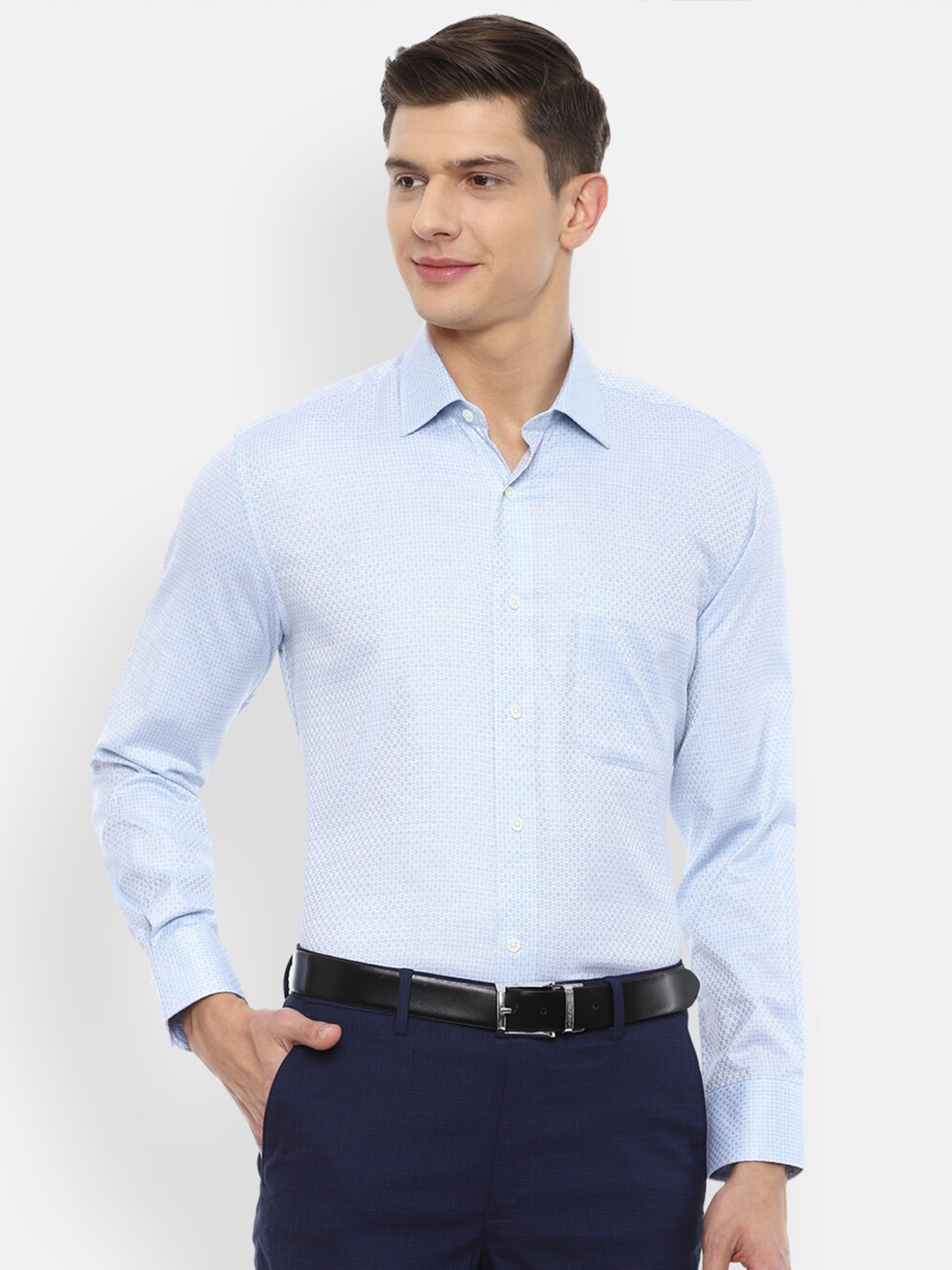 

Luxure by Louis Philippe Men Blue Solid Pure Cotton Regular Fit Formal Shirt