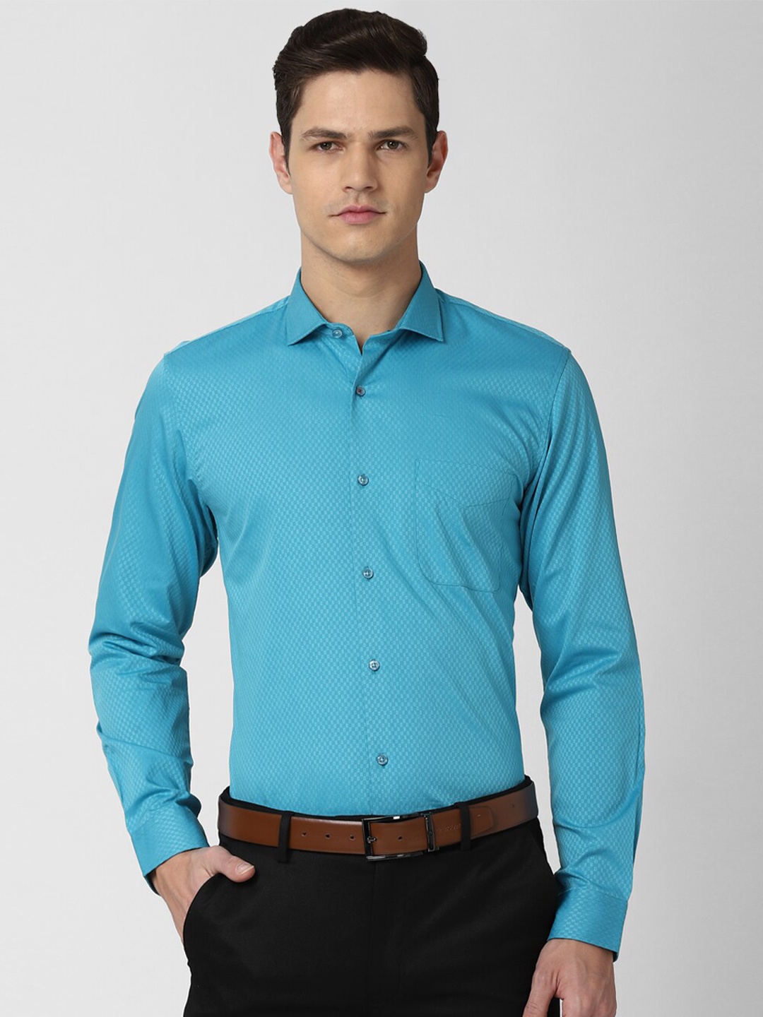 

Peter England Men Blue Cotton Slim Fit Formal Shirt